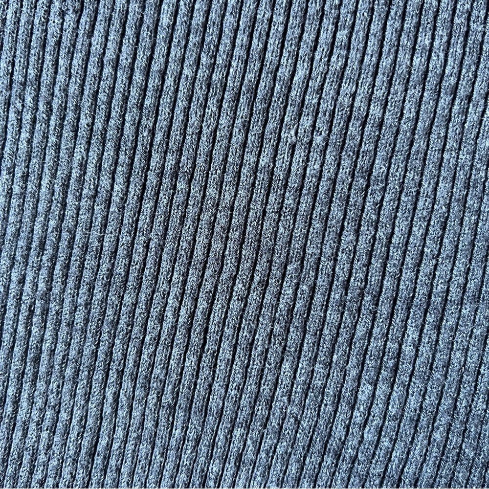 Link | Turtleneck Ribbed Sweater - Picture 3 of 10